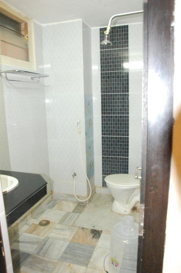 Hotel Blue Star Coimbatore Exterior foto