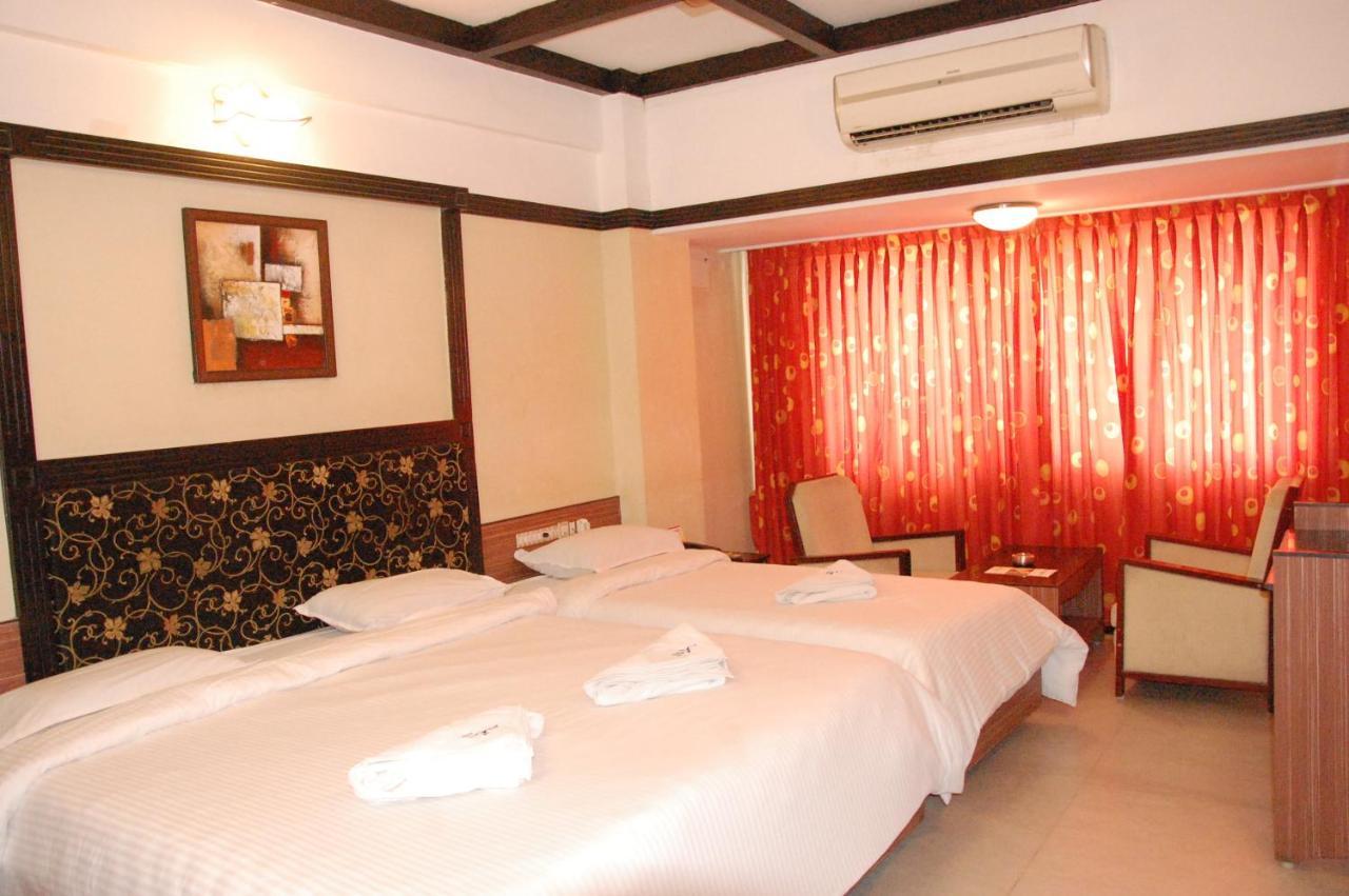 Hotel Blue Star Coimbatore Exterior foto