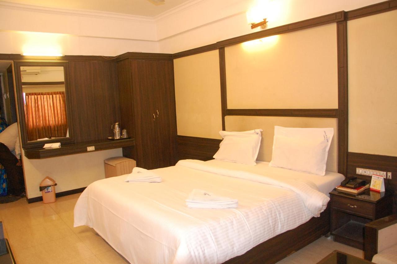 Hotel Blue Star Coimbatore Exterior foto